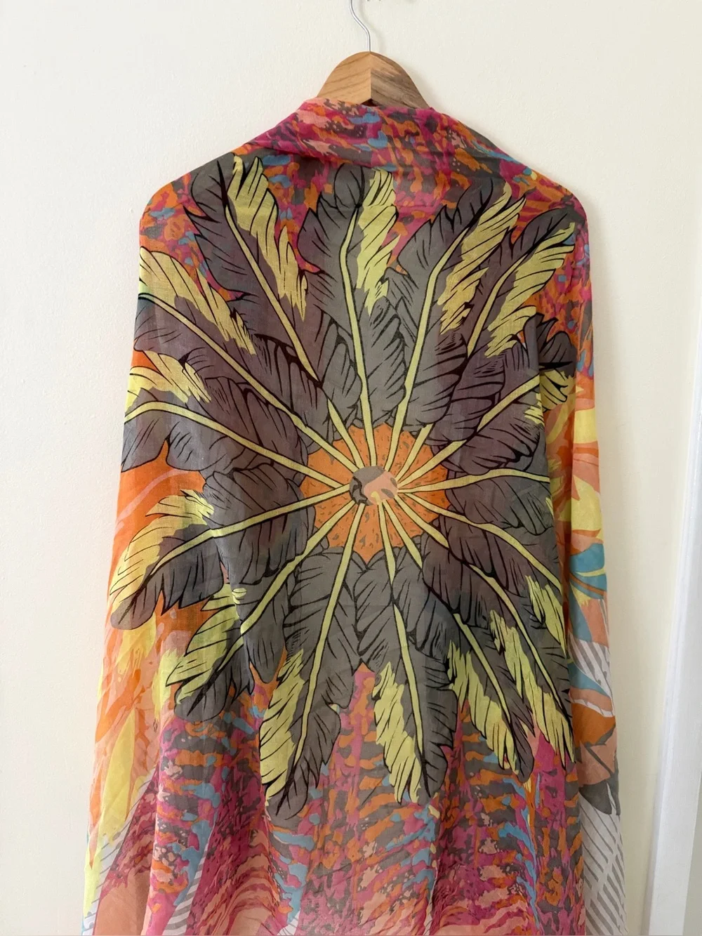 Colorful Floral & Abstract Lightweight Women's Scarf in Pink, Orange & Gray